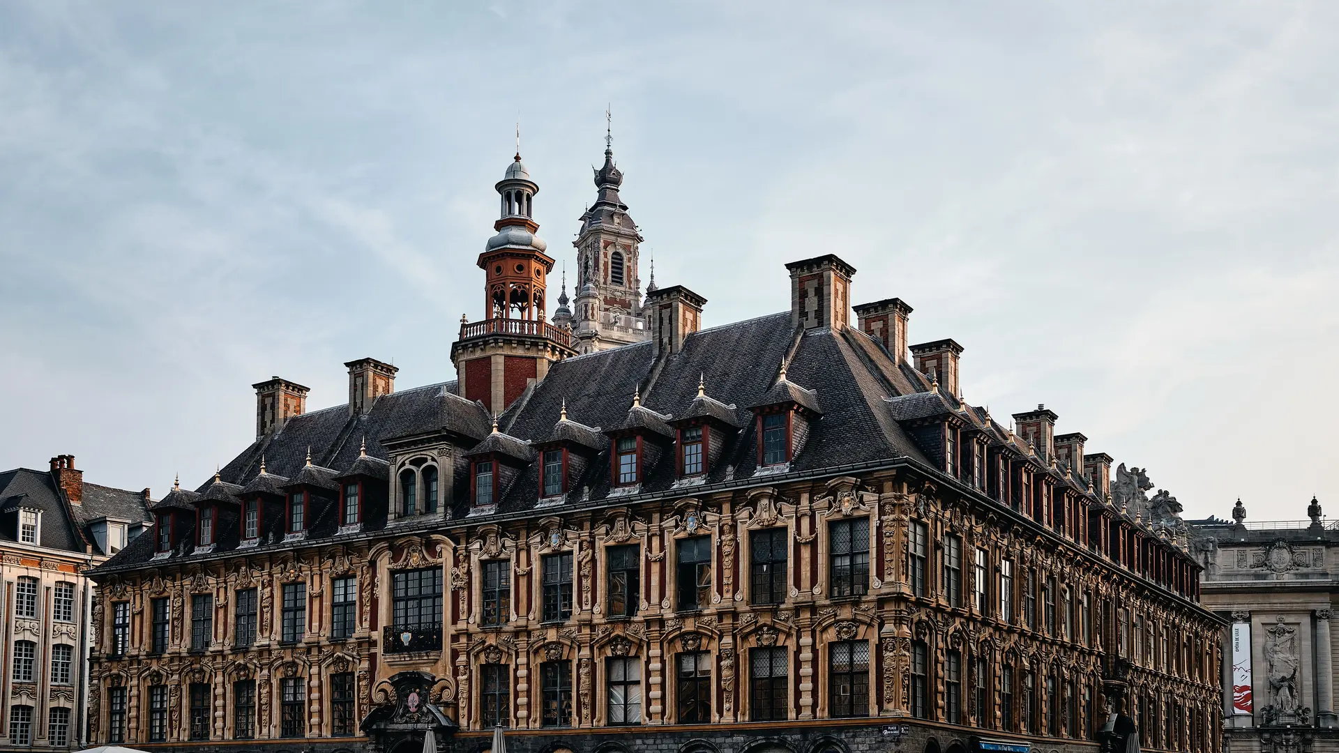 Vieille Bourse de Lille, symbole de la construction patrimoniale dans le temps